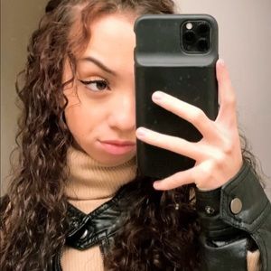 Meet your Posher, Erika